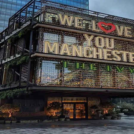 Modern Trafford 1Br Apartment-Free Parking-Cinema Room Manchester Exterior foto